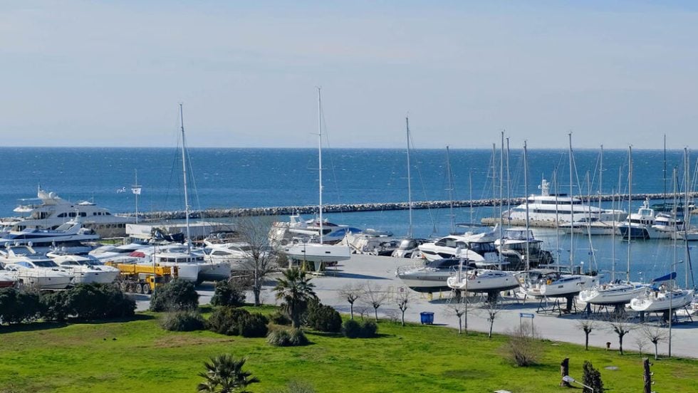 marina aretsous kalamaria